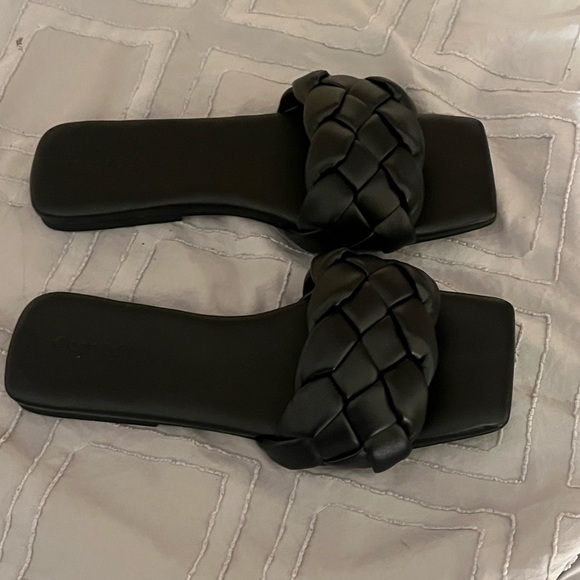 Open Edit Lucca Square Toe Black Sandals Sz 7M - Picture 4 of 8